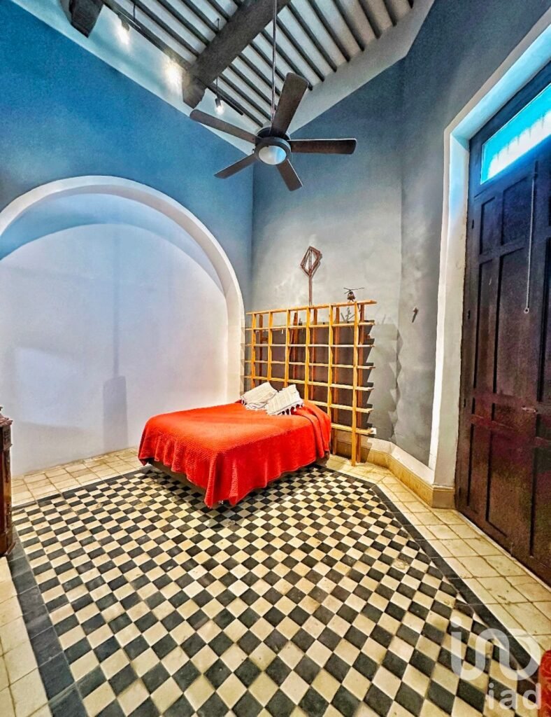 Casa colonial del Siglo XVIII en venta en el Centro Histórico de Mérida Yucatán.