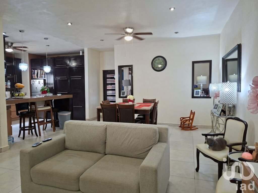 CASA EN VENTA En Excelentes Condiciones  en Lomas de SINAI, Reynosa