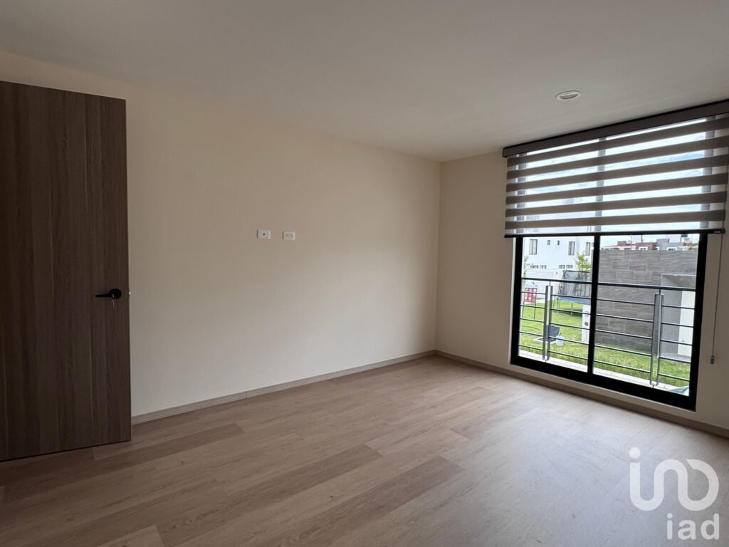 Casa nueva en renta en Frac Oporto Cuautlancingo Puebla  cerca de Periférico y Plaza comercial