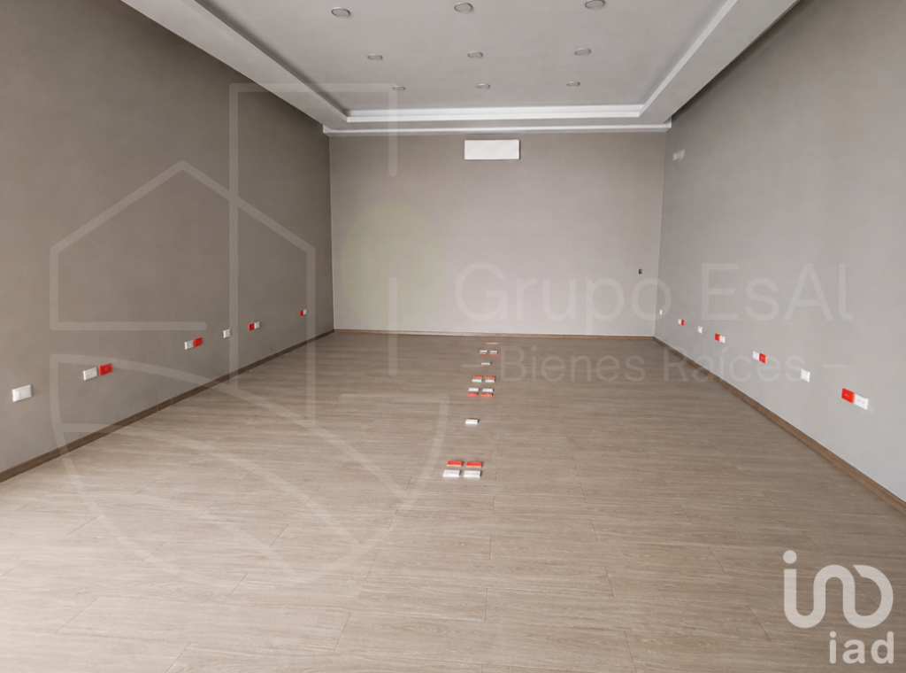 SE RENTA Oficina Corporativa 427m² | 6 privados + Mezanine + Terraza | Carr. Méx-Texcoco Chicoloapan