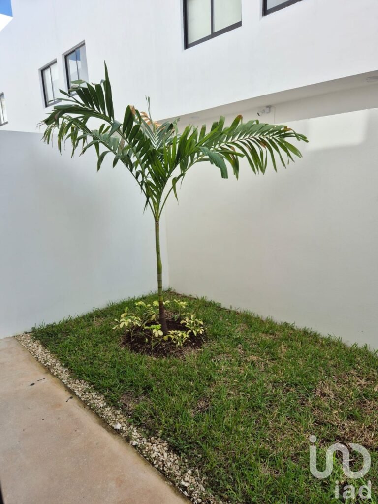 VENTA DE CASA EN RESIDENCIAL ARBOLADA, CANCUN