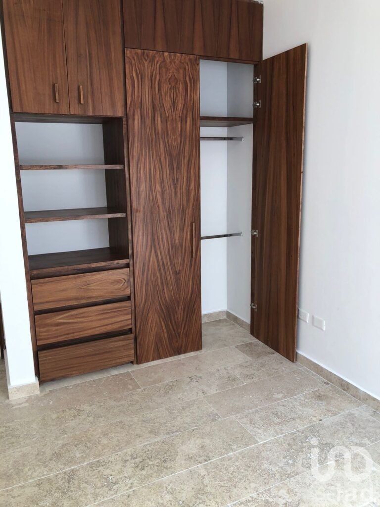 VENTA DE CASA EN RESIDENCIAL ARBOLADA, CANCUN