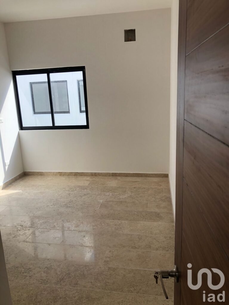 VENTA DE CASA EN RESIDENCIAL ARBOLADA, CANCUN