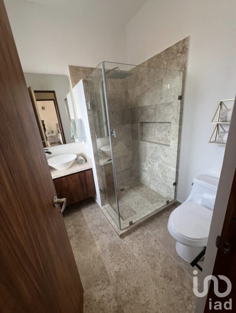 VENTA DE CASA EN RESIDENCIAL ARBOLADA, CANCUN