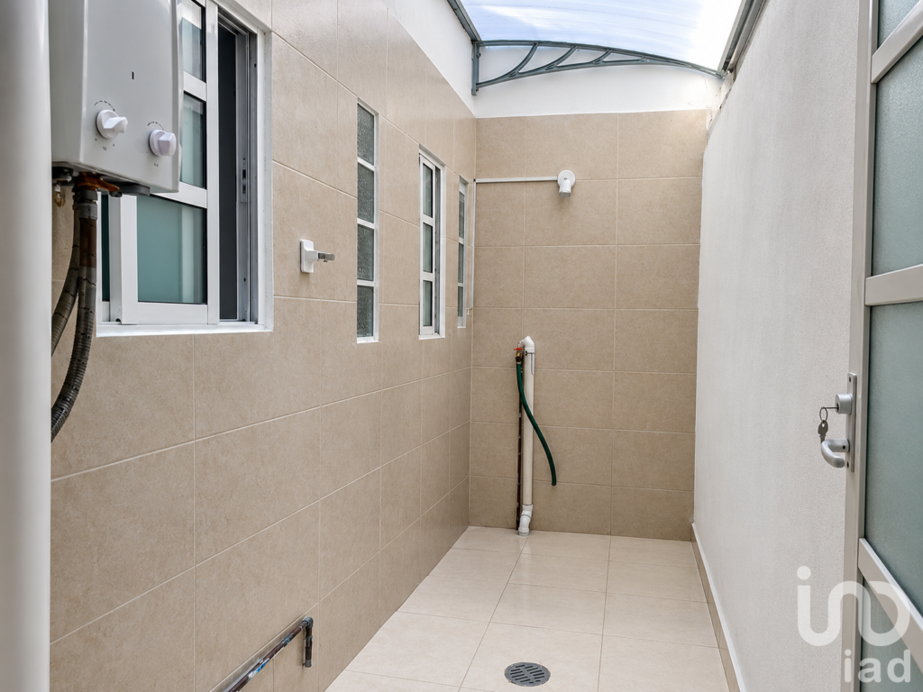 Departamento remodelado en venta en Cd de los Deportes con 1 recamara y estudio