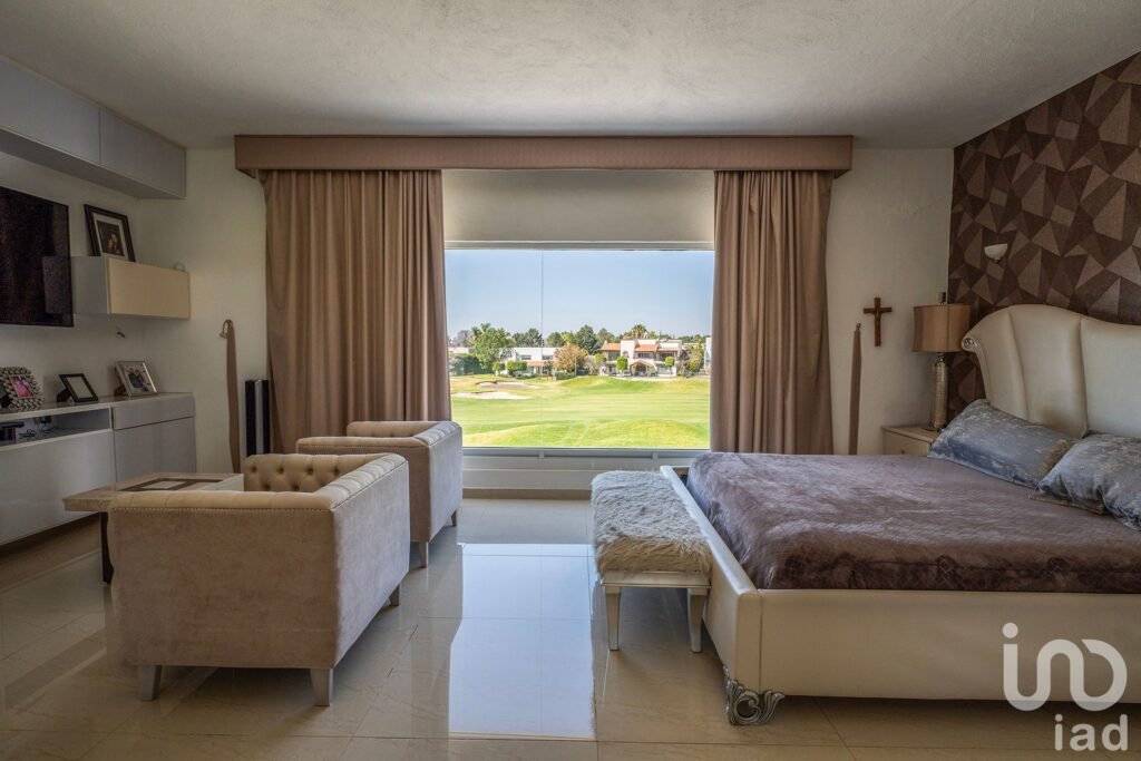 CASA EN VENTA EN EL CAMPANARIO