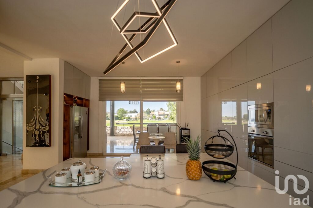 CASA EN VENTA EN EL CAMPANARIO