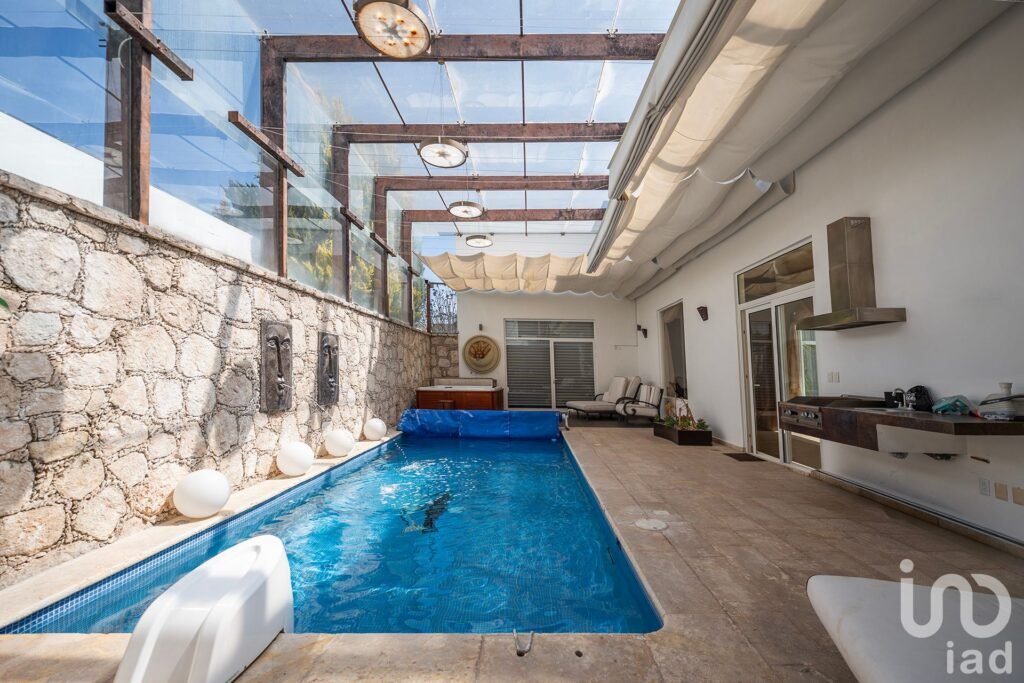 CASA EN VENTA EN EL CAMPANARIO