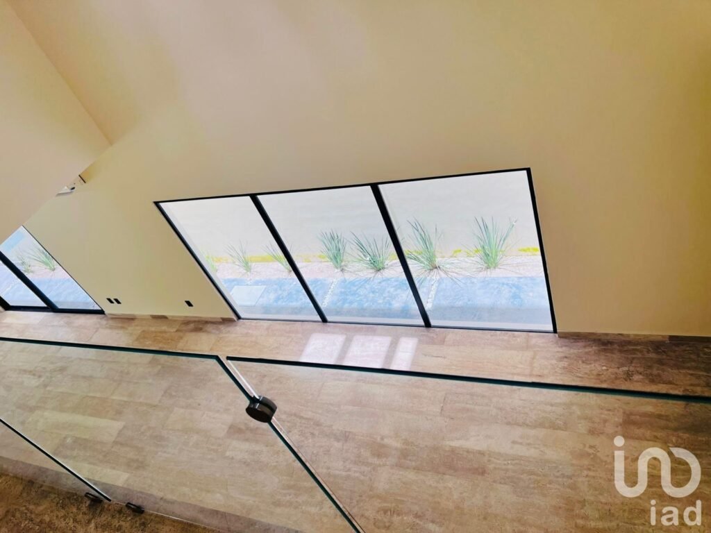 Casa con 4 recámaras en venta en Via Cumbres av. Huayacan Cancún