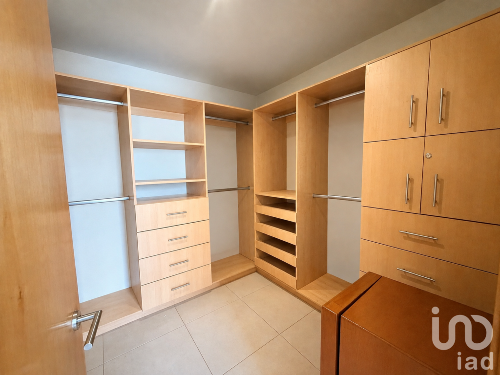 CASA EN VENTA EN ZIBATÁ, CONDOMINIO CACTUS,RECÁMARA EN PLANTA BAJA