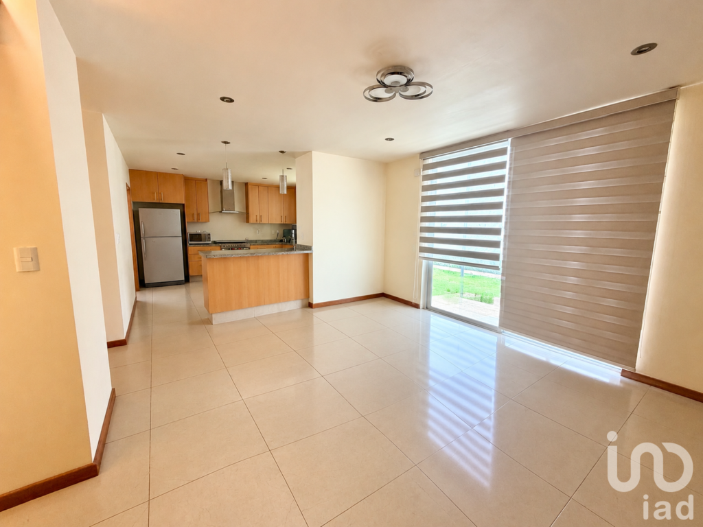 CASA EN VENTA EN ZIBATÁ, CONDOMINIO CACTUS,RECÁMARA EN PLANTA BAJA