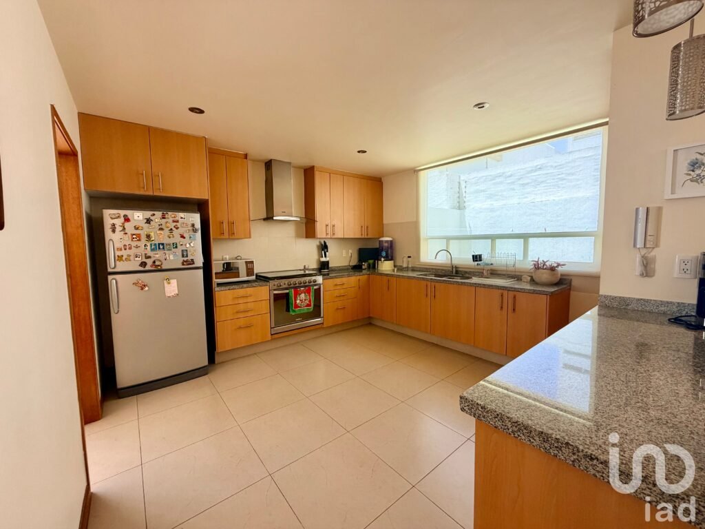 CASA EN VENTA EN ZIBATÁ, CONDOMINIO CACTUS,RECÁMARA EN PLANTA BAJA
