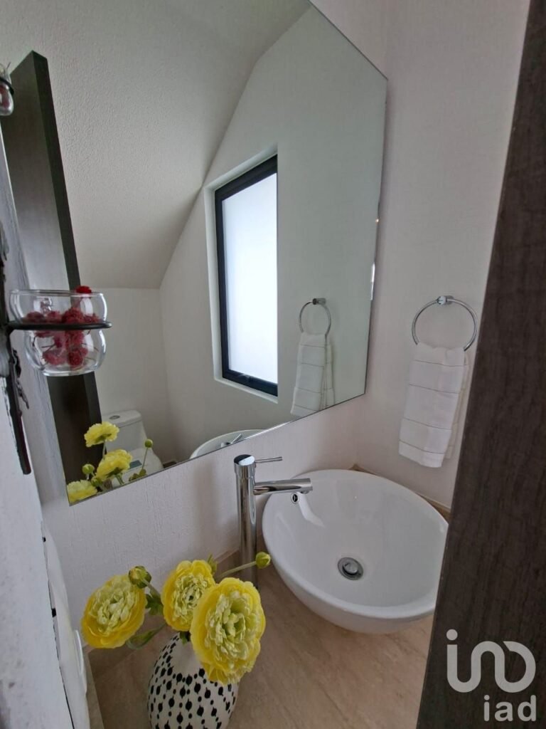 EN VENTA CASA EN ZIBATA EL MARQUES QUERETARO
