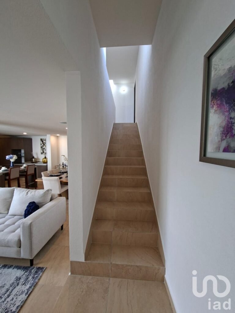 EN VENTA CASA EN ZIBATA EL MARQUES QUERETARO