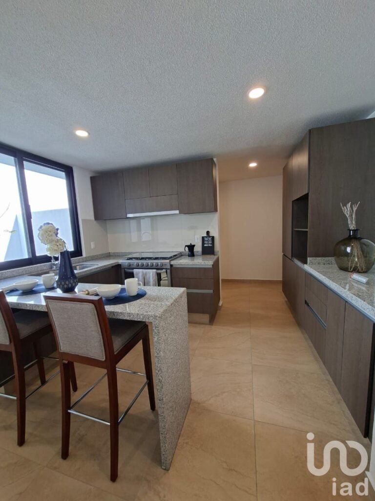 EN VENTA CASA EN ZIBATA EL MARQUES QUERETARO