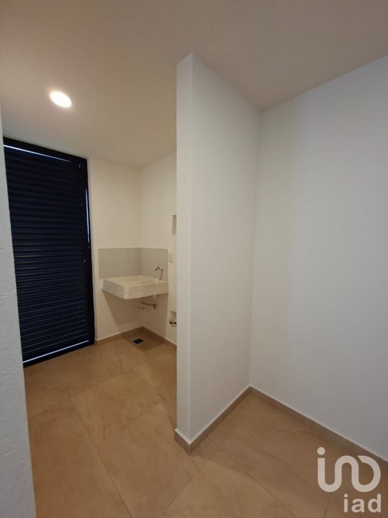 EN VENTA CASA EN ZIBATA EL MARQUES QUERETARO