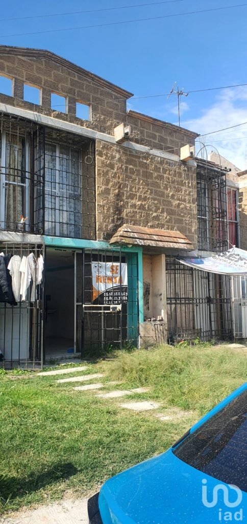 VENDO CASA EN HUEHUETOCA PORTAL DEL SOL