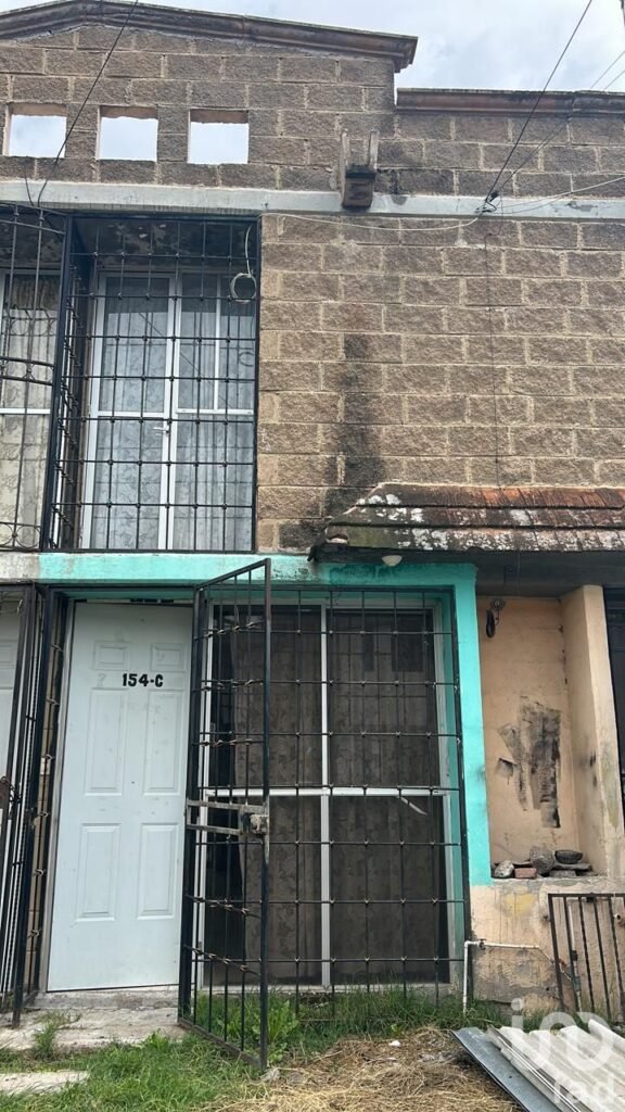 VENDO CASA EN HUEHUETOCA PORTAL DEL SOL