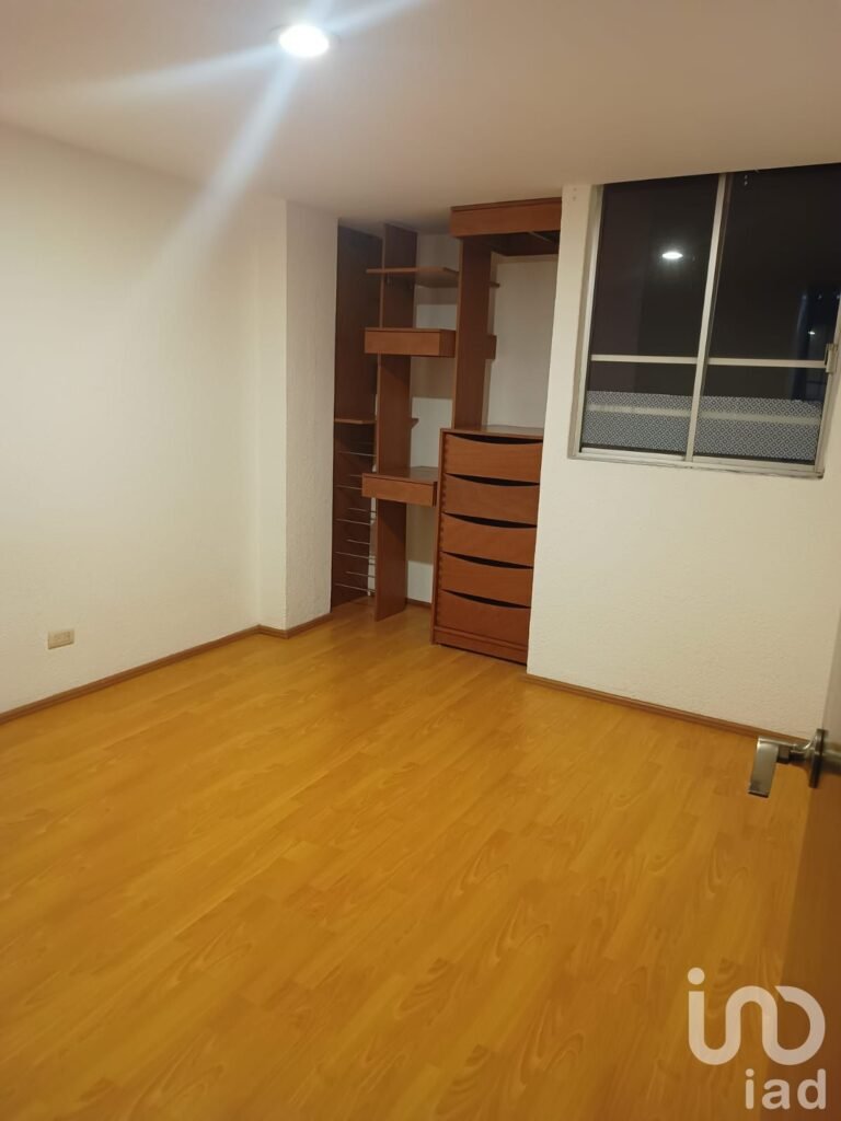 DEPARTAMENTO EN VENTA EN PASEOOS DE TAXQUEÑA