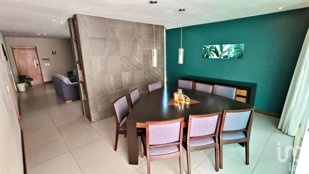 Casa en venta Lomas de Angelópolis en esquina, Zona Azul