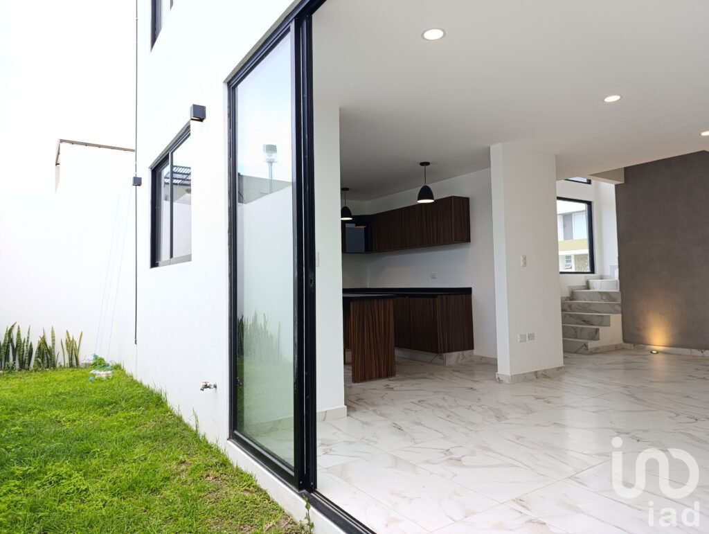 Casa Nueva en Venta 4 Recámaras Roof Garden Parque Veracruz, Lomas de Angelópolis III