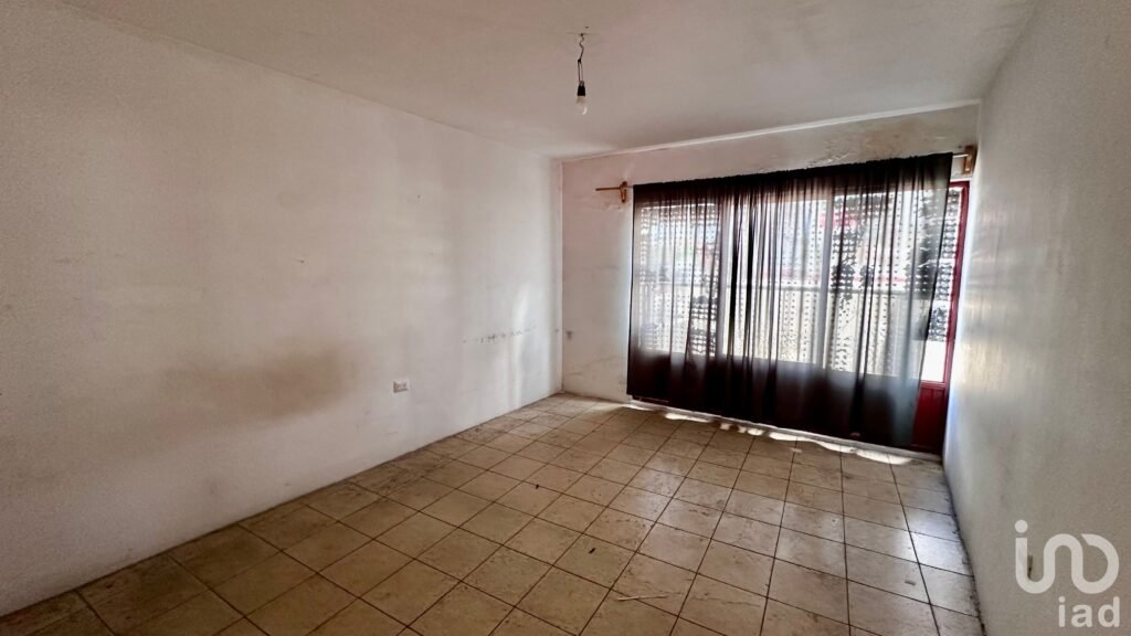 PROPIEDAD EN VENTA CON LOCAL COMERCIAL EN ESQUINA ESTRATEGICA EN AGUASCALIENTES