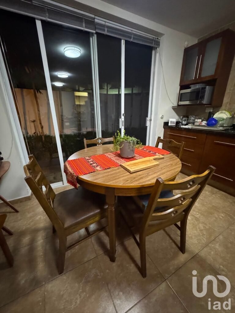 Casa Amueblada en Renta en Salida a CDMX