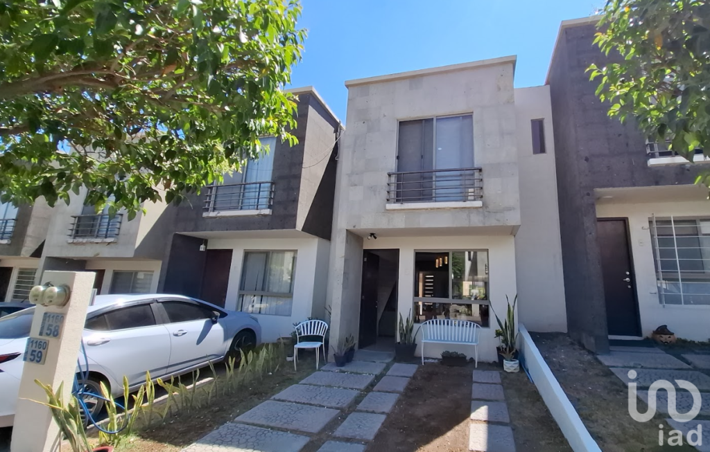 Casa en Venta 2 Habitaciones en Condominio Fracc Residencial del Parque El marques Queretaro
