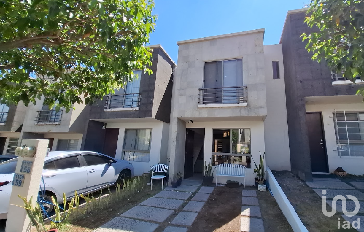 Casa en Venta 2 Habitaciones en Condominio Fracc Residencial del Parque El marques Queretaro