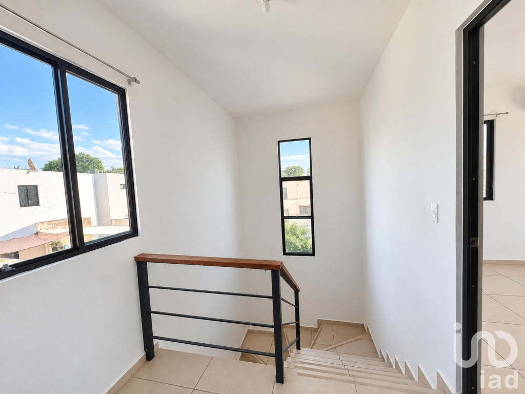 Casa equipada con recámara en planta baja y amenidades en Idilia Residencial