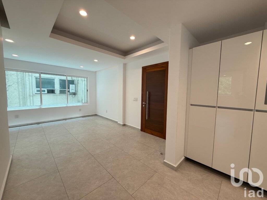 DEPARTAMENTO EN RENTA A UNOS PASOS DE LIVERPOOL POLANCO SIN ESTACIONAMIENTO