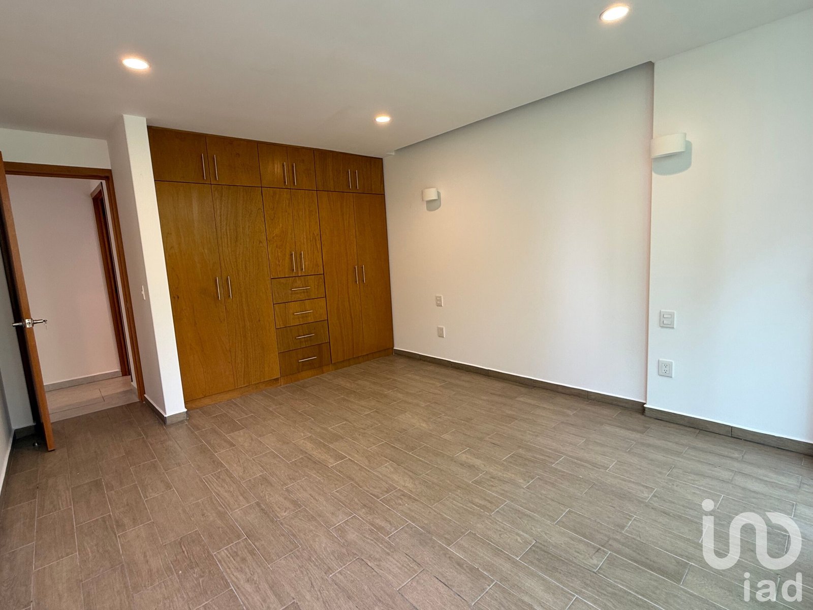 DEPARTAMENTO EN RENTA A UNOS PASOS DE LIVERPOOL POLANCO SIN ESTACIONAMIENTO