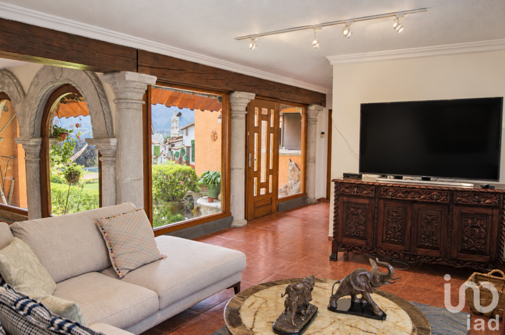 Casa estilo Cuernavaca en Vista Hermosa con alberca climatizada