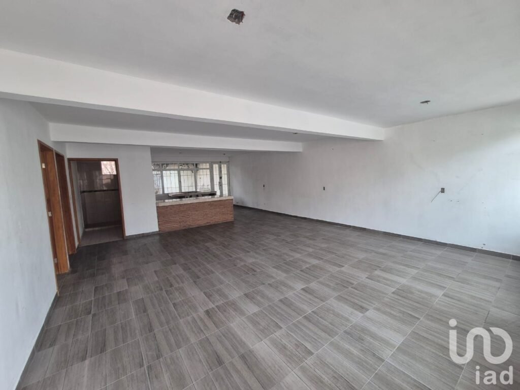 Venta de casa en Jardines de Azucenas Queretaro