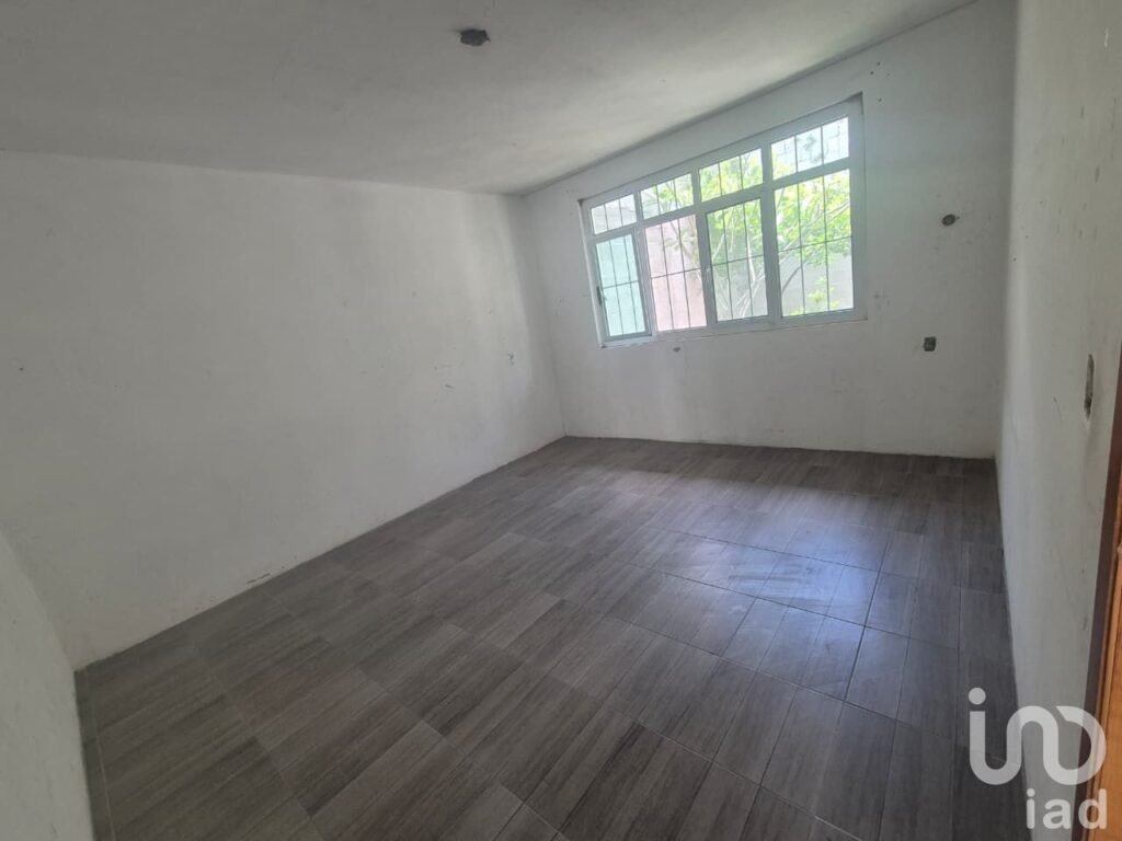 Venta de casa en Jardines de Azucenas Queretaro