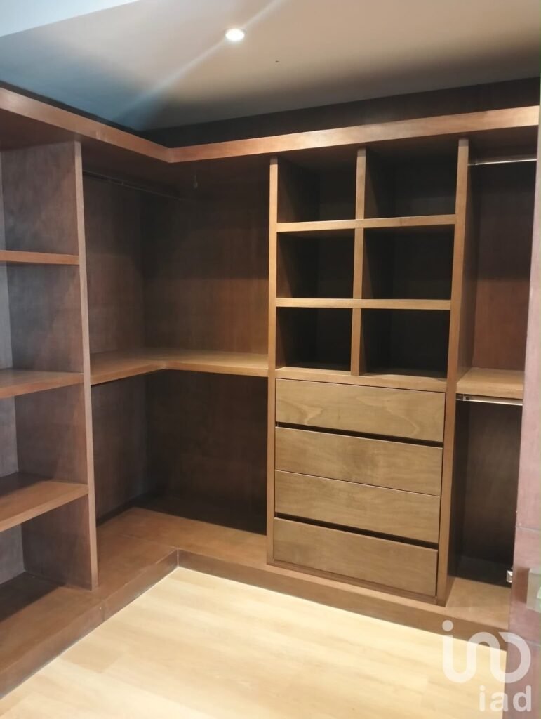 CASA EN VENTA EN BOSQUE REAL