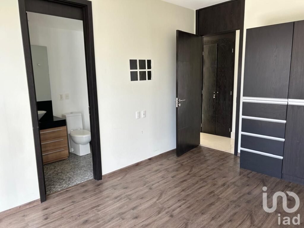 Departamento en venta en Bosque Real