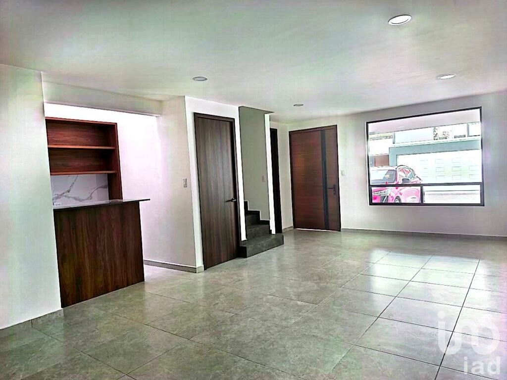 CASA EN VENTA DE 4 HAB + ROOF GARDEN | HAB PLANTA BAJA | ZONA SAN PEDRO CHOLULA