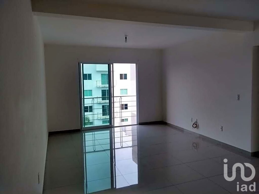 Renta Departamento Acapatzingo 100 metros, 3rec, 2estac, PET FRIENDLY, gym,albercas,palapas,asador.