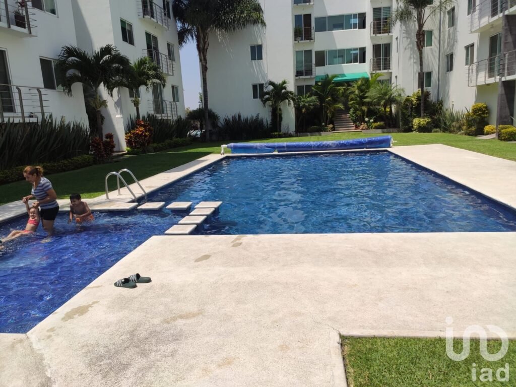 Renta Departamento Acapatzingo 100 metros, 3rec, 2estac, PET FRIENDLY, gym,albercas,palapas,asador.