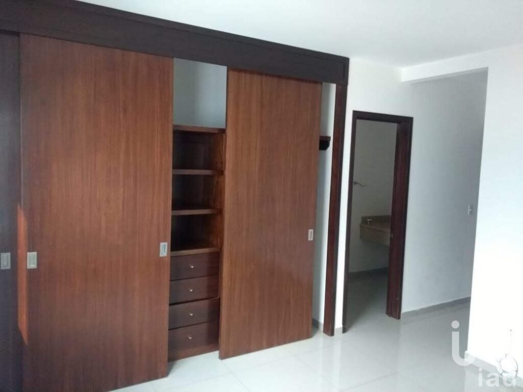 Renta Departamento Acapatzingo 100 metros, 3rec, 2estac, PET FRIENDLY, gym,albercas,palapas,asador.