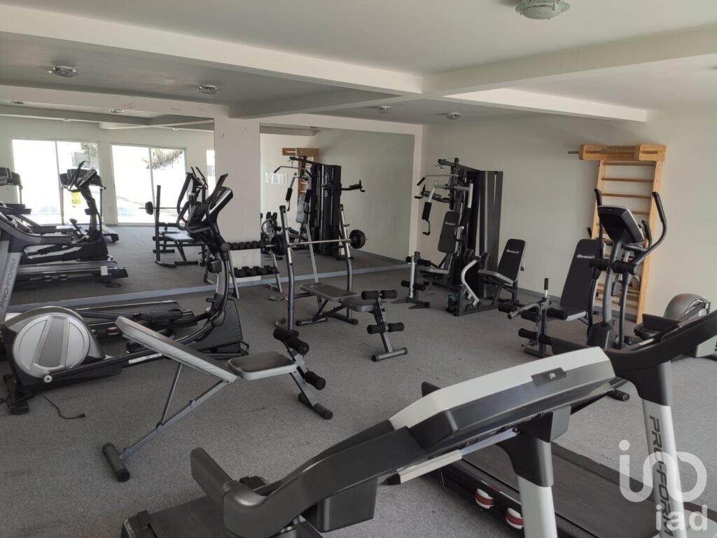 Renta Departamento Acapatzingo 100 metros, 3rec, 2estac, PET FRIENDLY, gym,albercas,palapas,asador.