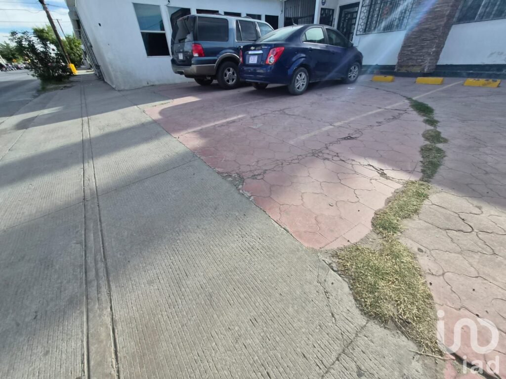 Local en Renta Cerca Av. Raza en Av. Principal Norte de Cd Juarez