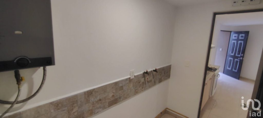 DEPARTAMENTO EN VENTA EN EULALIA GUZMAN, CUAUHTEMOC, CDMX. 61 M2, PISO 3