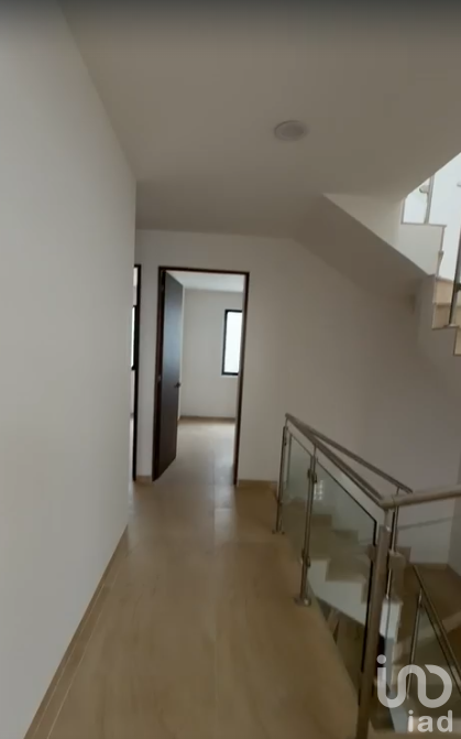 Renta de Casa con Roof Garden, Sala de TV, 3 Recámaras en Zibatá, Ideal para Familias