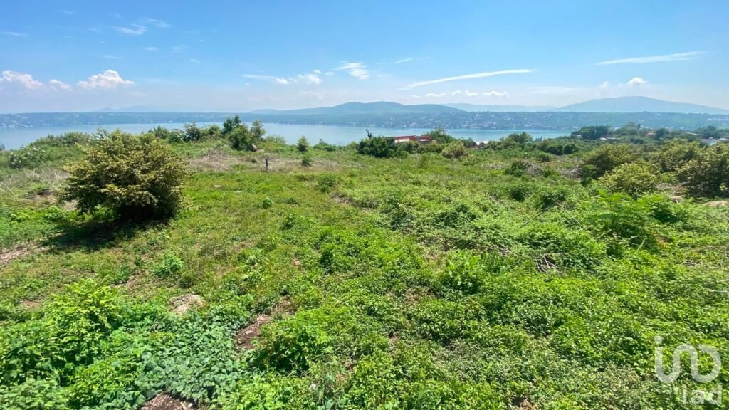 EN TEQUESQUITENGO SE VENDE TERRENO