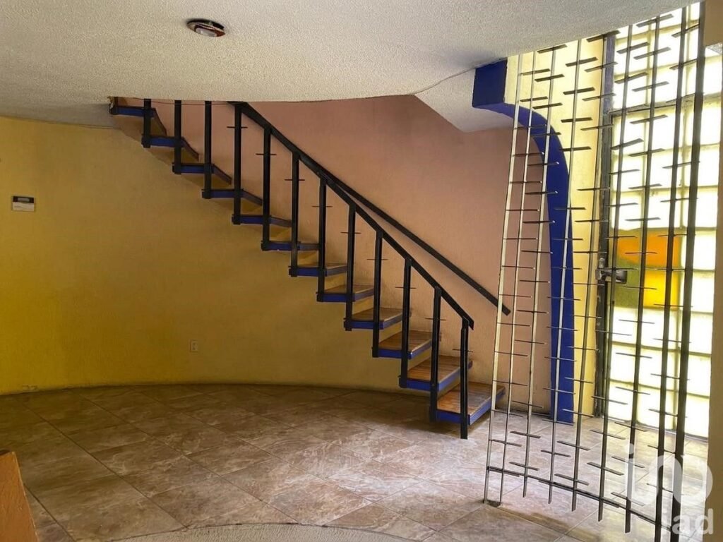 Casa en esquina Valle del  Tepeyac