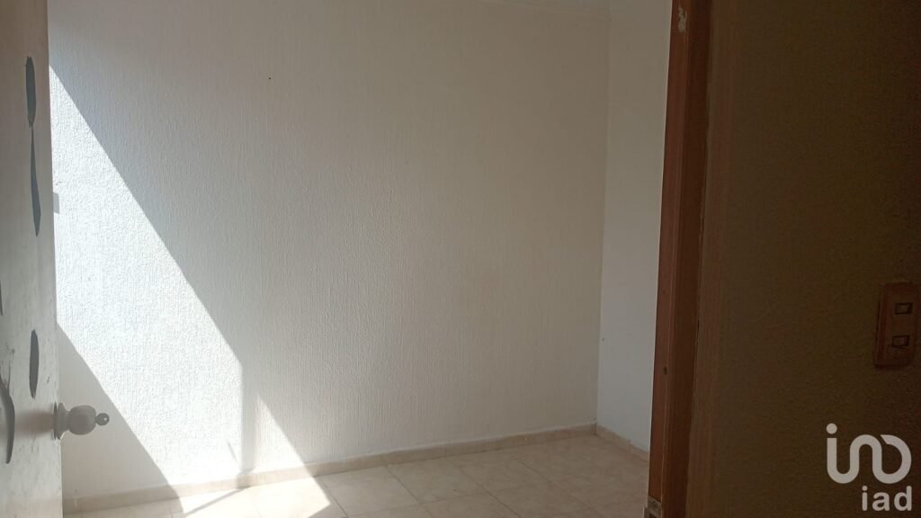 Casa en Venta en el Saucillo con habitación en planta baja