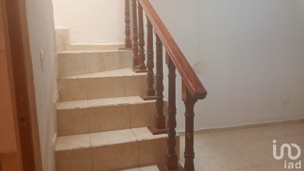 Casa en Venta en el Saucillo con habitación en planta baja