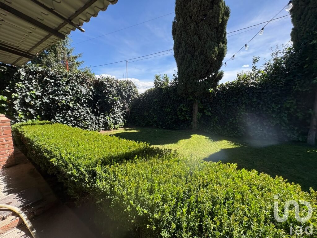 CASA EN VENTA EN CENTRO DE ZEMPOALA. HGO
